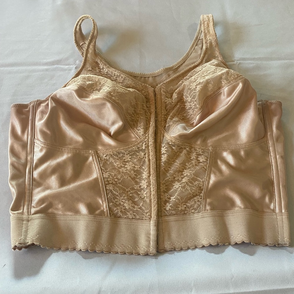 44D Exquisite Form longline bra, beige $12